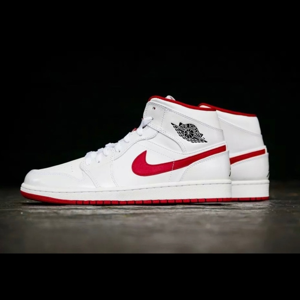 Nike Air Jordan 1 Retro Mid OG White/Gym Red/Black